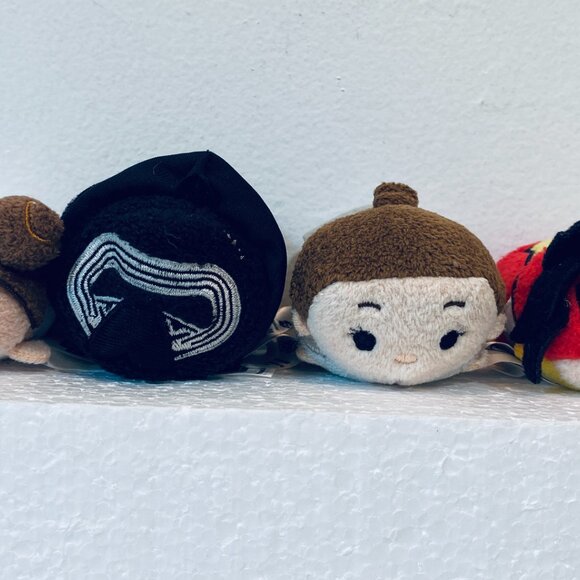 13 TSUM TSUM DISNEY STORE 3.5" PLUSH StarWarsMickeyMinnieDumboPlutoMrsPotts MORE - Picture 4 of 5